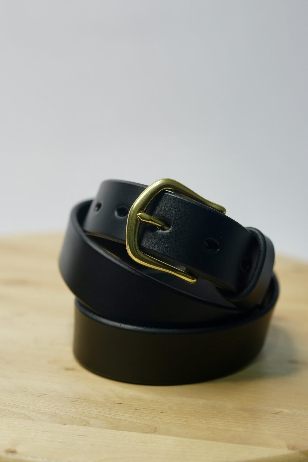 Khaniere Classic Full-Grain Leather Belt
