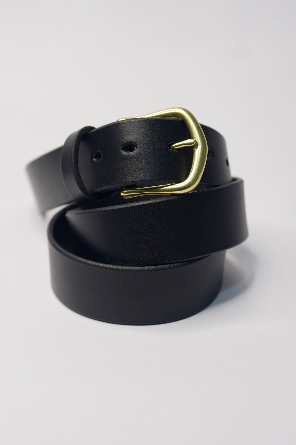 Khaniere Classic Full-Grain Leather Belt